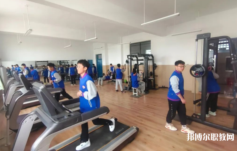 周口市潁河職業(yè)中等專業(yè)學(xué)校地址，乘車路線