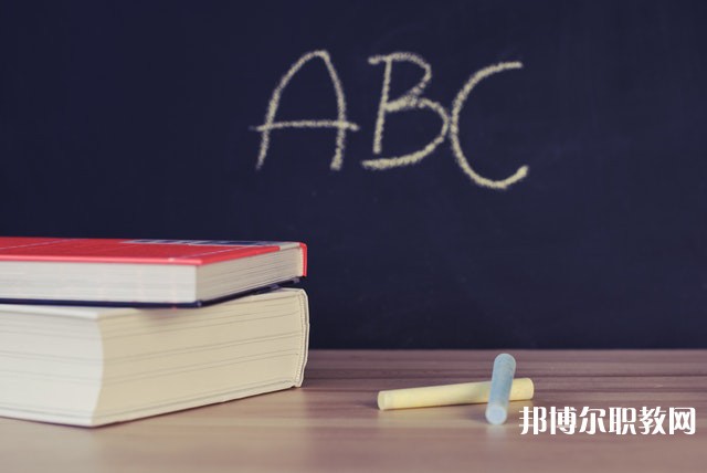 湖北哪里的職業(yè)學校能讀焊接技術(shù)應(yīng)用專業(yè)