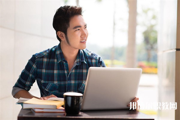 廣東哪里的技工學(xué)校能讀計(jì)算機(jī)動(dòng)畫(huà)制作專業(yè)