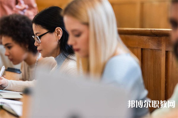廣東哪里的職業(yè)學校能讀運動訓練專業(yè)