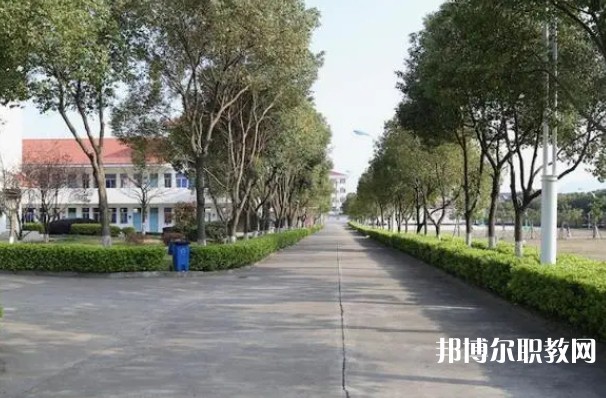 2024陽朔縣中等職業(yè)技術(shù)學(xué)校招生計(jì)劃 招生人數(shù)是多少(附要求、條件、對象)