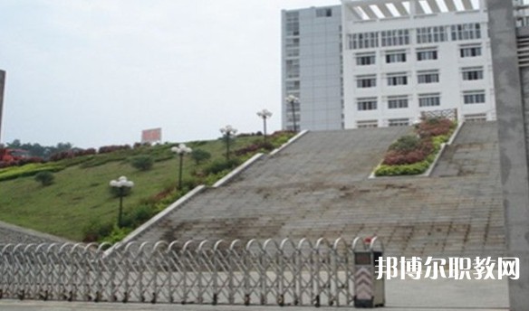 2024百色市民族工業(yè)中等專業(yè)學(xué)校招生計(jì)劃 招生人數(shù)是多少(附要求、條件、對(duì)象)