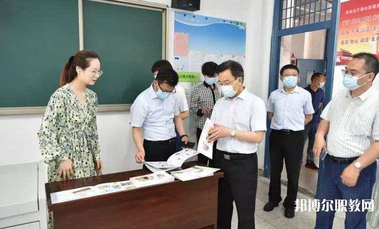 淮南經(jīng)濟技術學校網(wǎng)站網(wǎng)址主頁