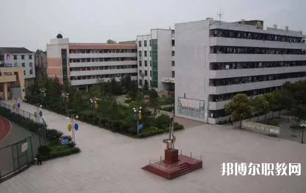 澤州縣周村中學(xué)(職高部)怎么樣、好不好