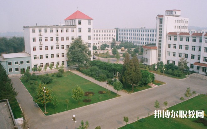 鞍山市廣播電視學(xué)校怎么樣、好不好