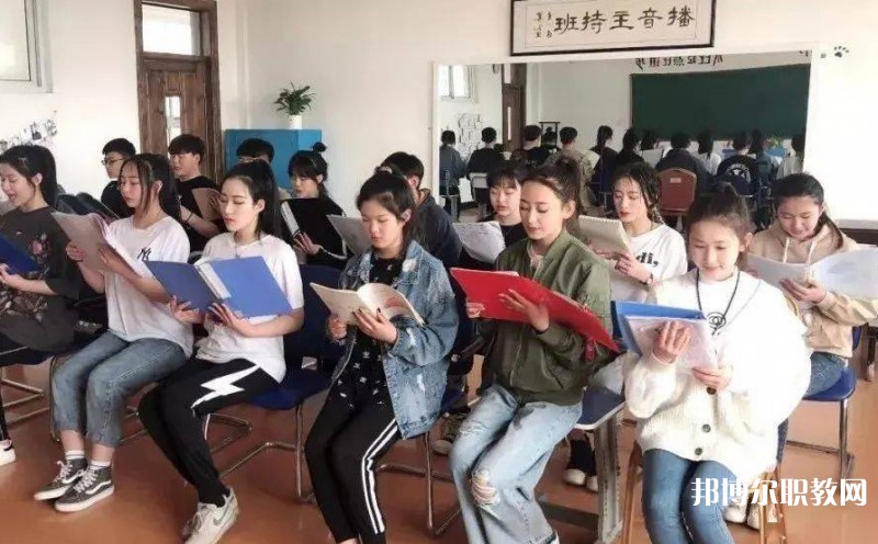 2024營口市戲曲學(xué)校招生計劃 招生人數(shù)是多少(附要求、條件、對象)