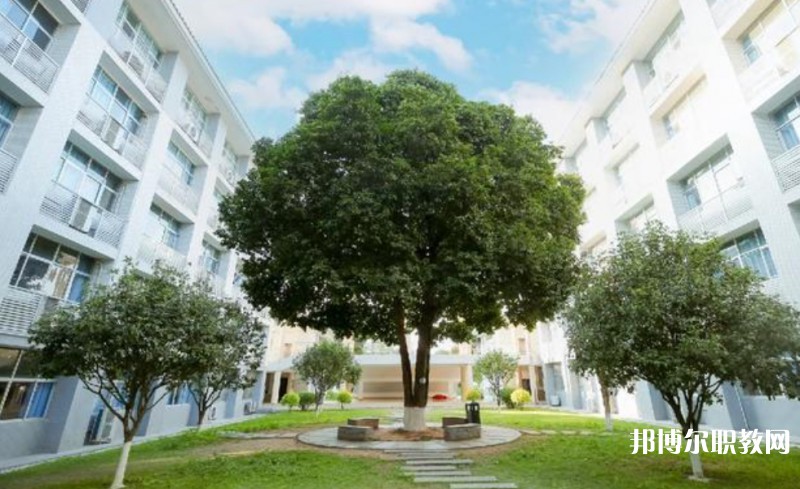 廣東省華夏高級(jí)技工學(xué)校怎么樣、好不好