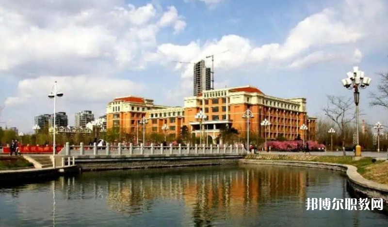 2025渤海大學(xué)附屬中等職業(yè)技術(shù)專業(yè)學(xué)校招生計(jì)劃 招生人數(shù)是多少(附要求、條件、對(duì)象)