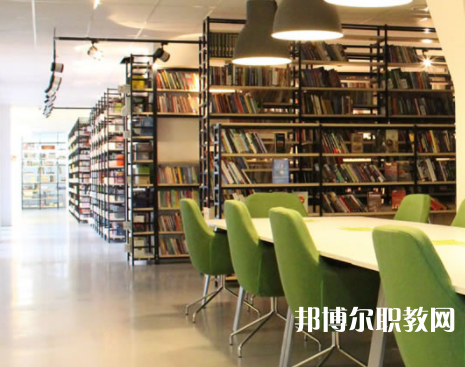 2025懷化公辦中專學(xué)校最新排名前三名單