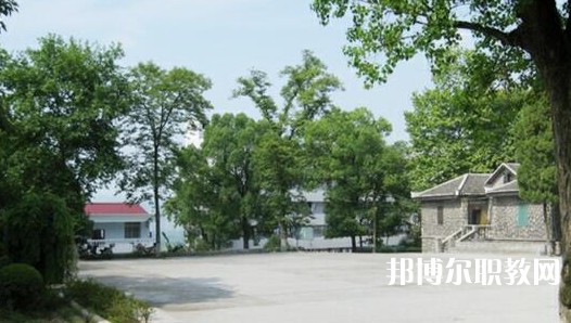 2025恩施公辦中專學(xué)校最新排名前三名單