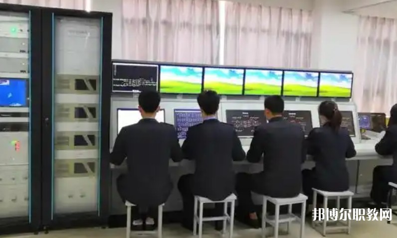 甘肅2025年鐵路學(xué)校有哪些科目