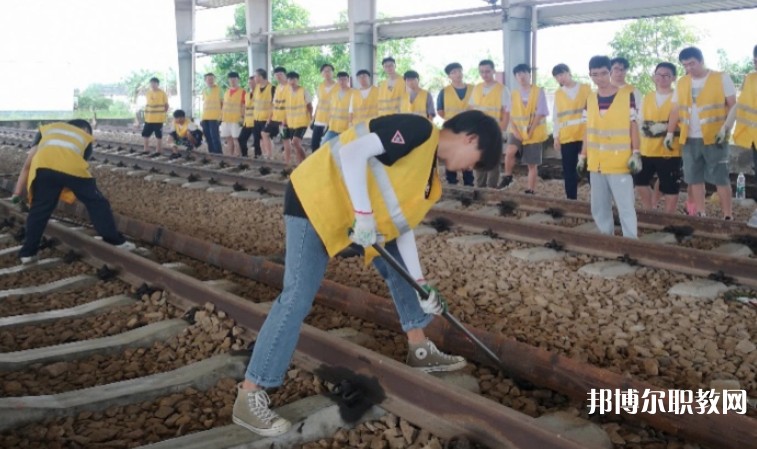 甘肅2025年現(xiàn)在讀鐵路學校什么專業(yè)好