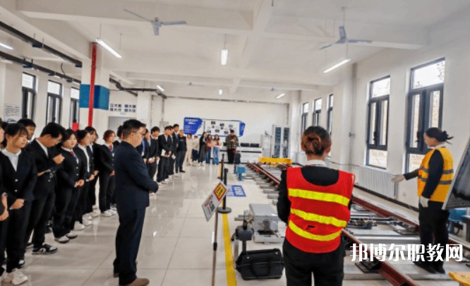 甘肅2025年現(xiàn)在鐵路學校學什么專業(yè)好