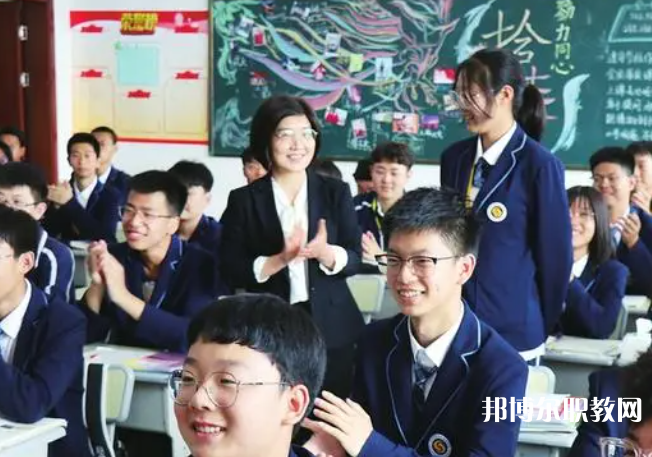 2025臨滄中職學(xué)校最新排名前三名單