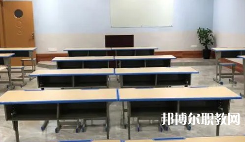 2025婁底中專學(xué)校最新排名前三名單