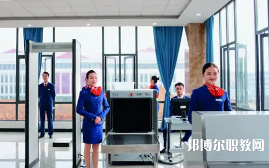 自貢2025年女生初中畢業(yè)上鐵路學(xué)校